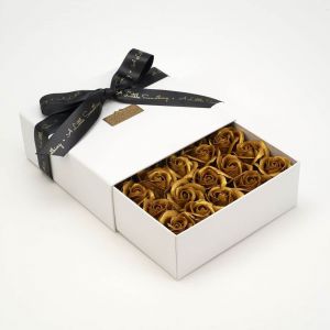 Gold 25 Luxury Soap Roses