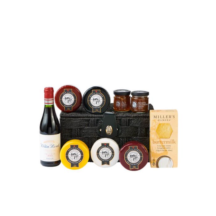 Snowdonia Deluxe Cheese & Red Wine Hamper